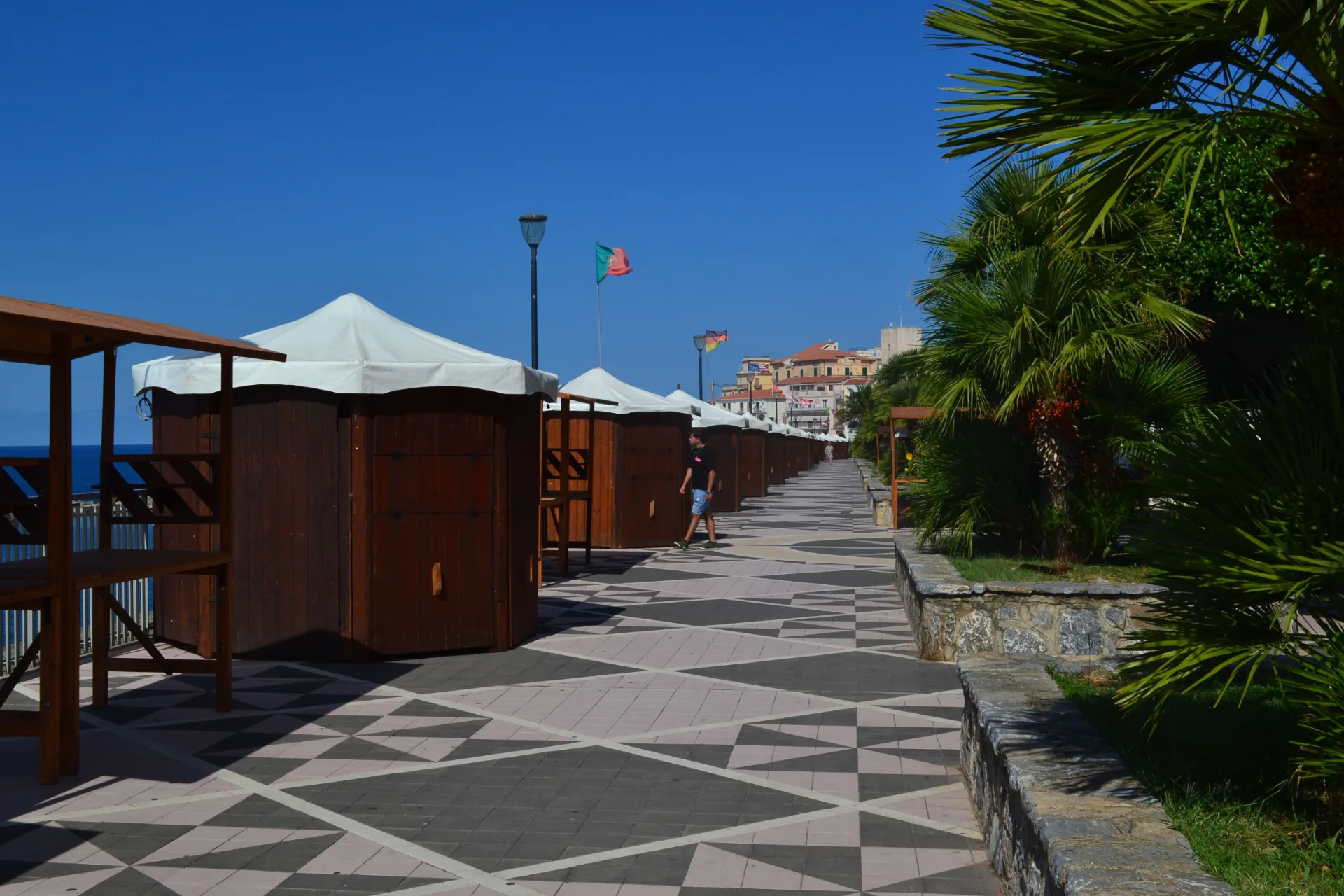 lungo mare Diamante